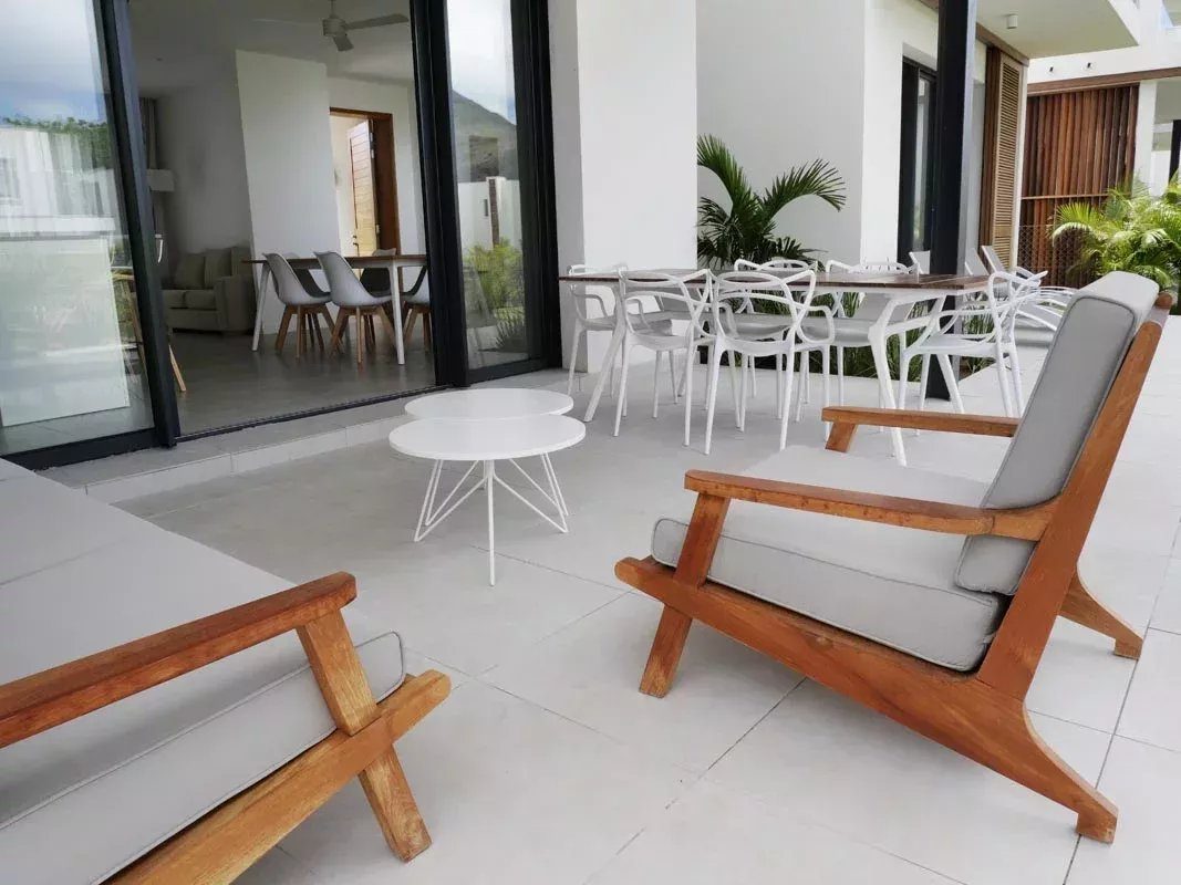 TAMARIN – Modern 3-bedroom villa with pool for long-term rental
