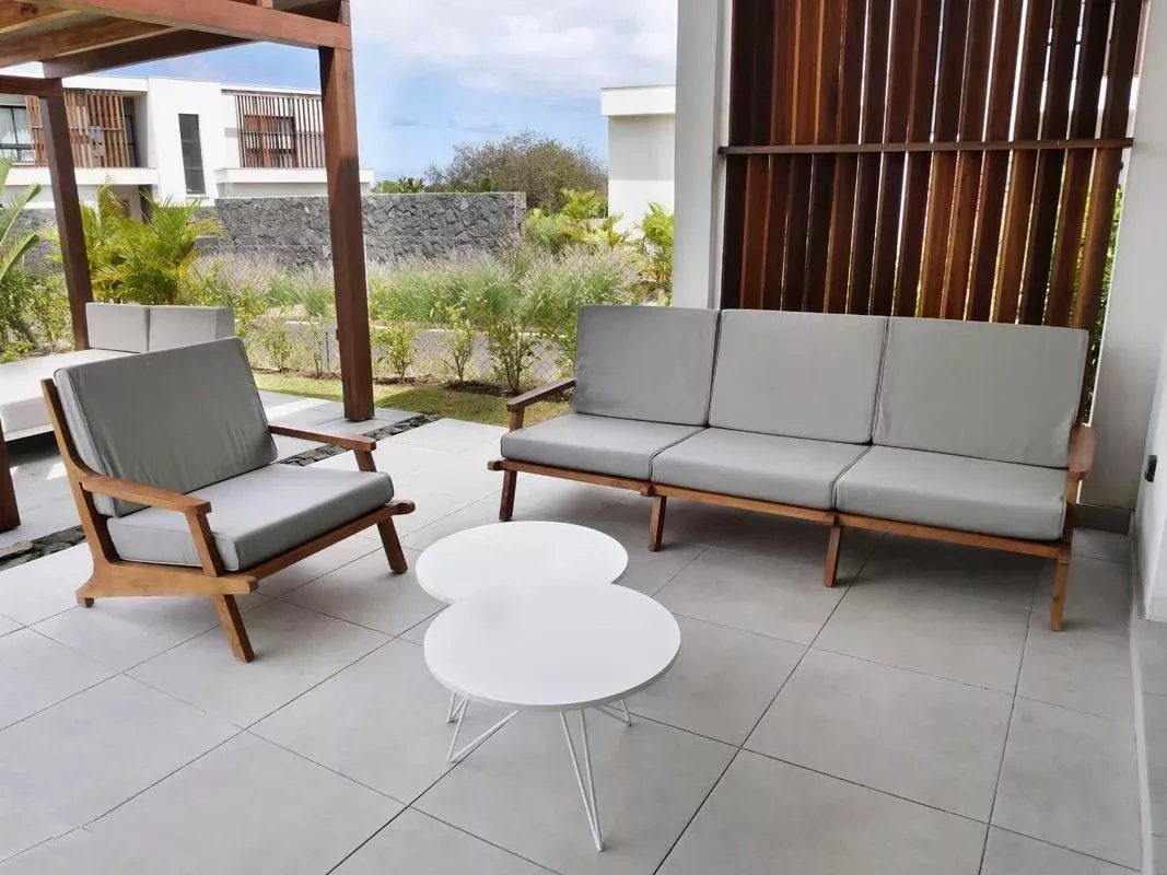 TAMARIN – Modern 3-bedroom villa with pool for long-term rental