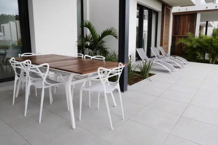 TAMARIN – Villa moderne de 3 chambres avec piscine à la location long terme