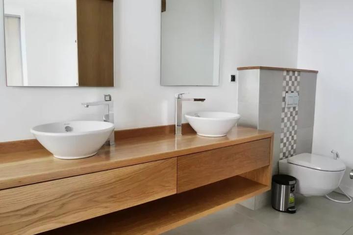 TAMARIN – Villa moderne de 3 chambres avec piscine à la location long terme