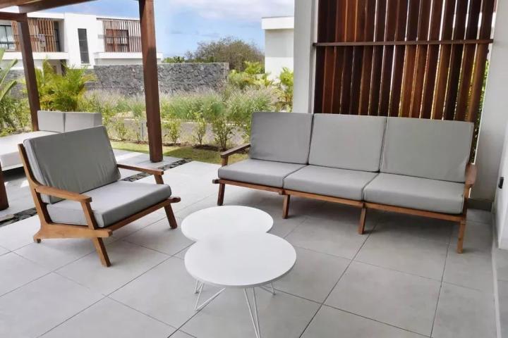 TAMARIN – Villa moderne de 3 chambres avec piscine à la location long terme