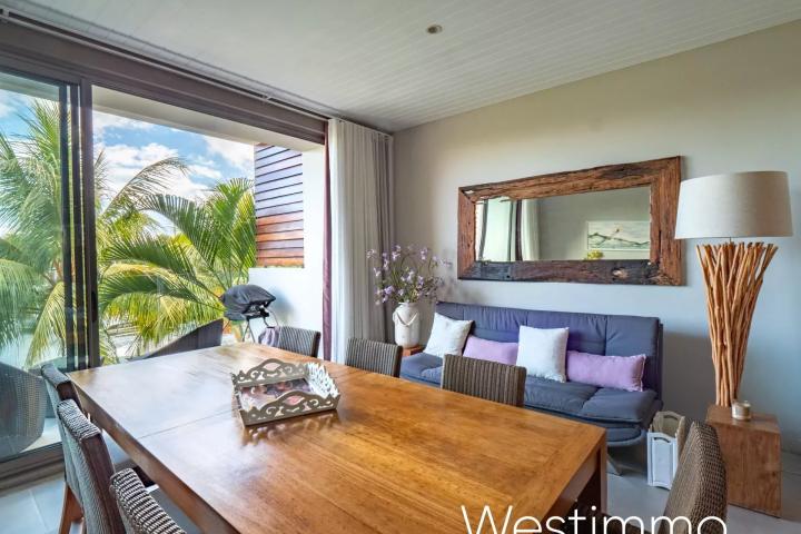 TAMARIN - dream apartment with stunning marina view