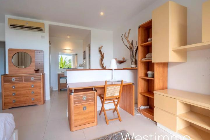 TAMARIN - dream apartment with stunning marina view