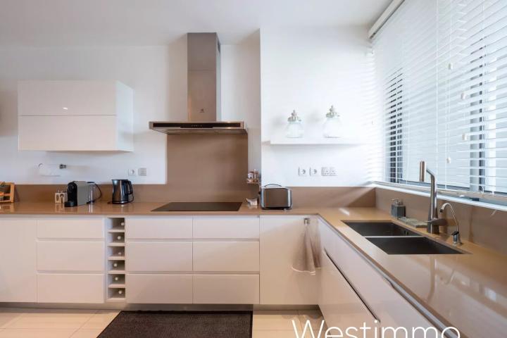 TAMARIN - dream apartment with stunning marina view
