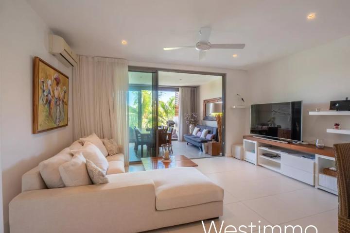 TAMARIN - dream apartment with stunning marina view