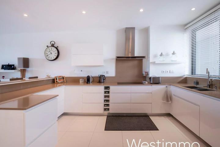TAMARIN - dream apartment with stunning marina view