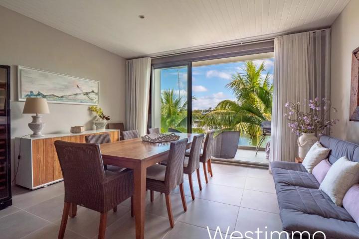 TAMARIN - dream apartment with stunning marina view