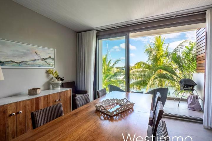 TAMARIN - dream apartment with stunning marina view