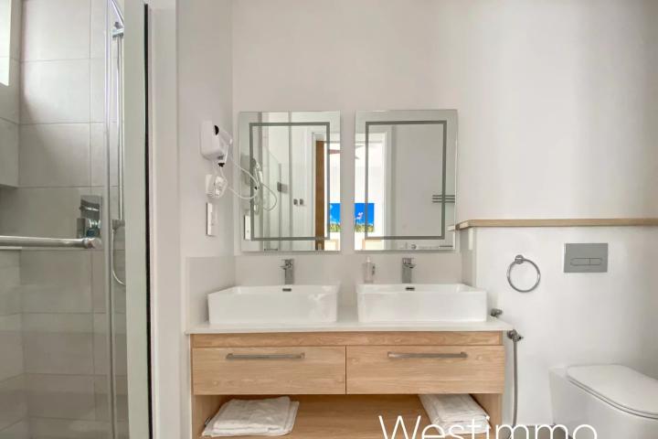 Appartement de 3 chambres au bord du lagon à louer à Grand Gaube