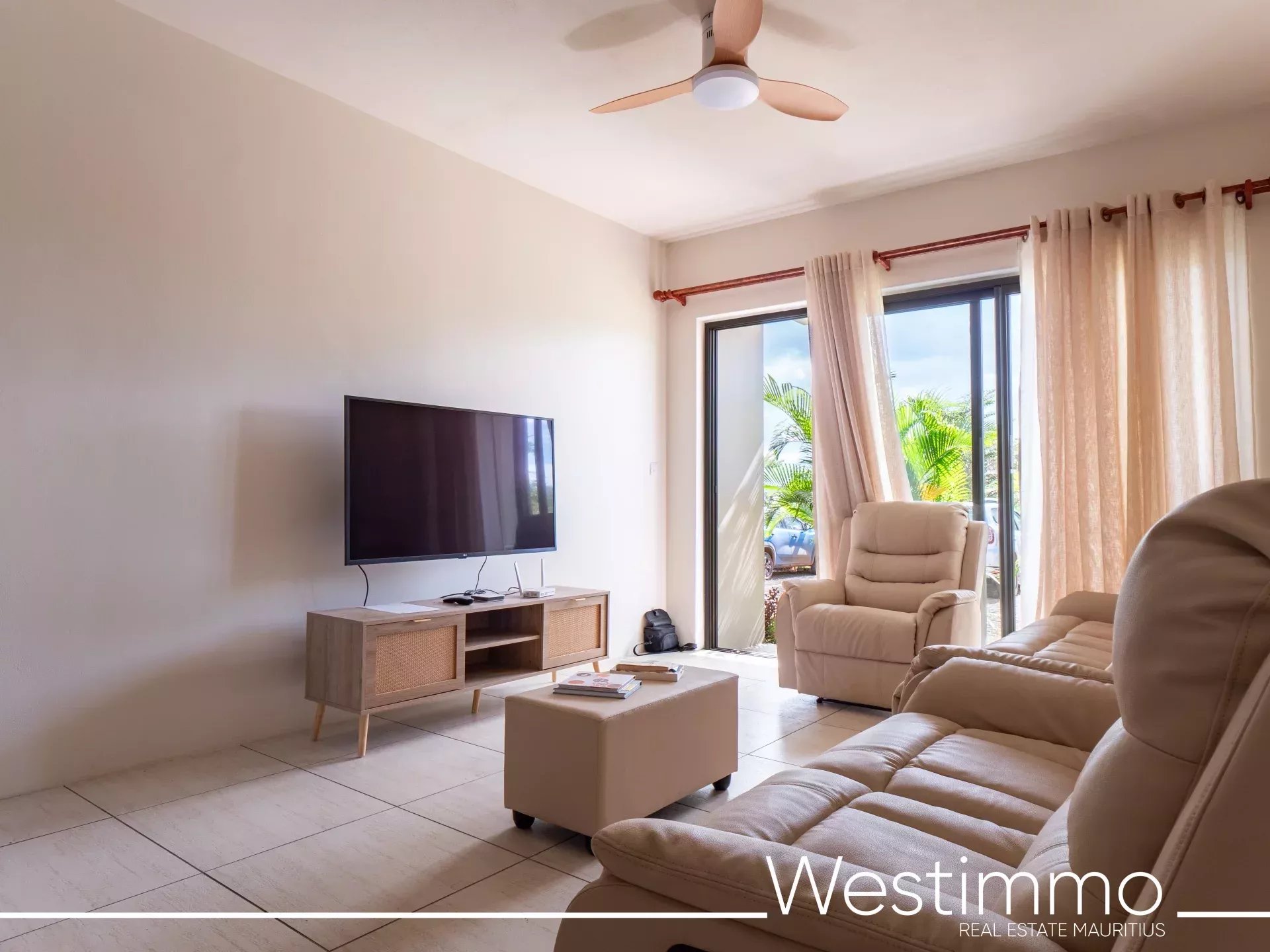 FLIC EN FLAC – Appartement moderne de 3 chambres en location long terme