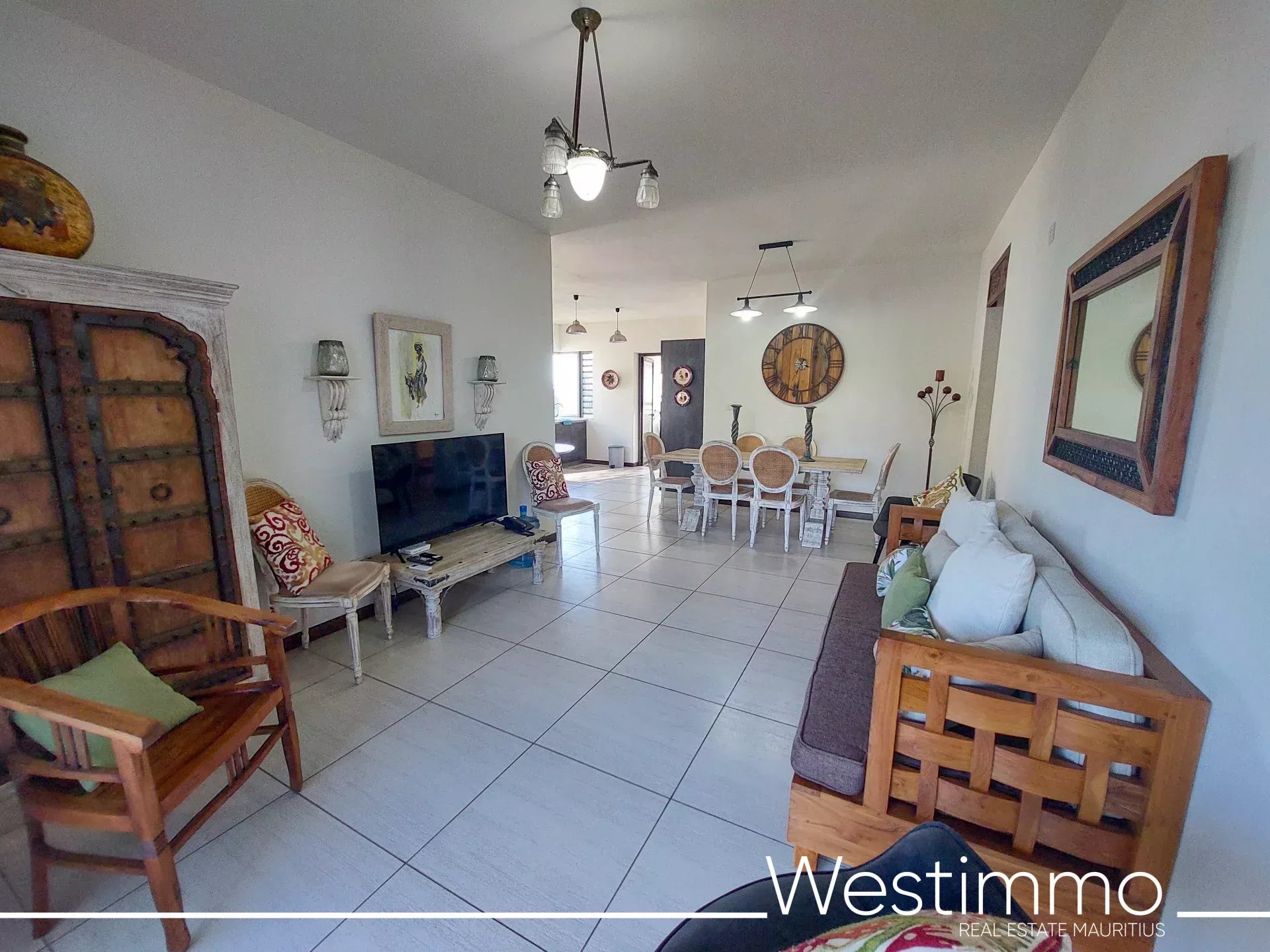 FLIC EN FLAC - cosy, spacious 3-bedroom apartment for long-term rental
