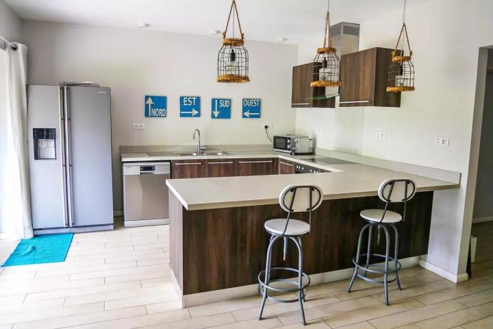 Appartement meublé 3 chambres avec jardin à vendre à Tamarin
