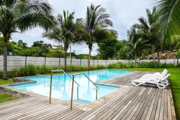 Appartement meublé 3 chambres avec jardin à vendre à Tamarin