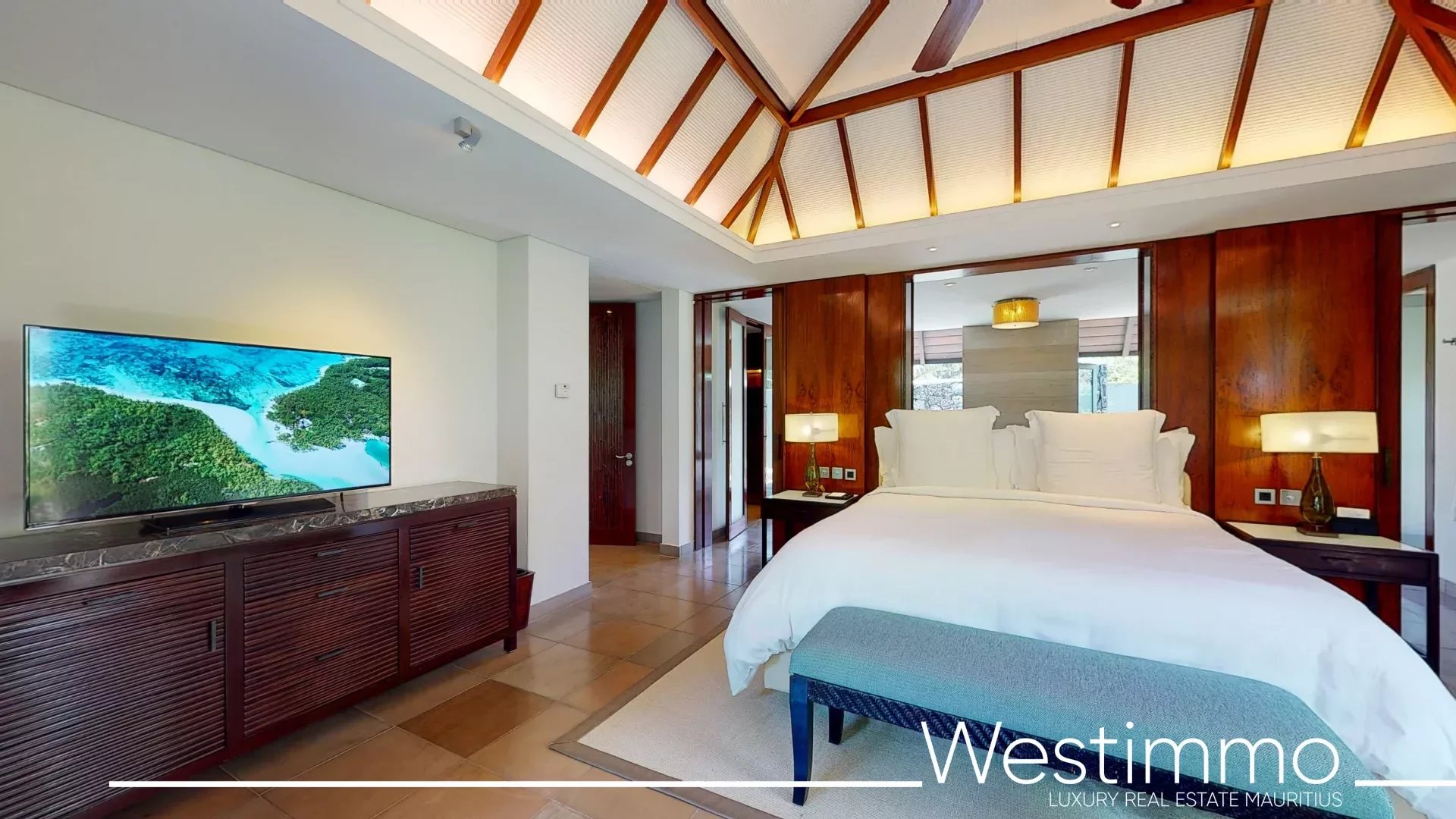 Magnifique villa suite rénovée avec piscine privée et vue mer dans un complex 5 etoiles