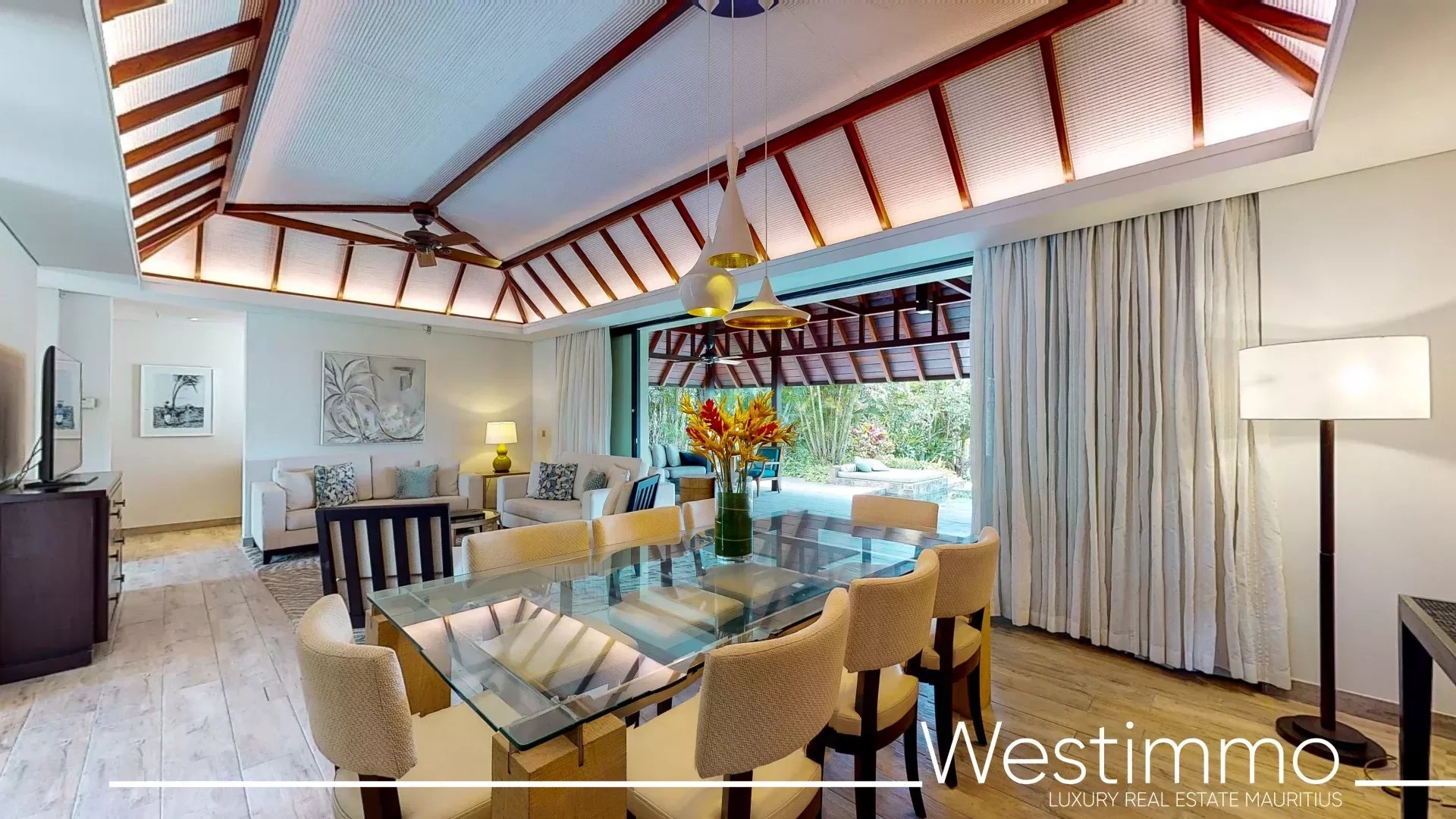 Magnifique villa suite rénovée avec piscine privée et vue mer dans un complex 5 etoiles