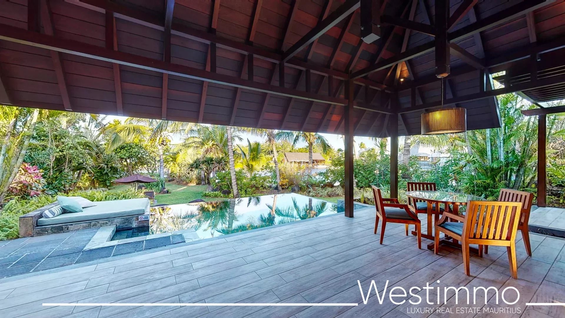 Magnifique villa suite rénovée avec piscine privée et vue mer dans un complex 5 etoiles