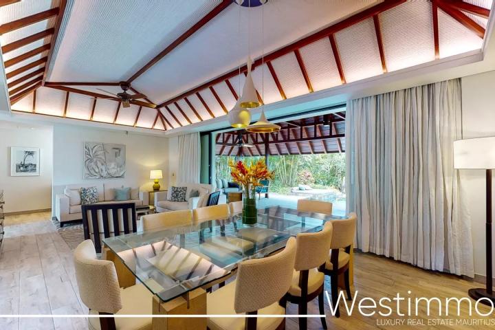 Magnifique villa suite rénovée avec piscine privée et vue mer dans un complex 5 etoiles à vendre à Beau Champ