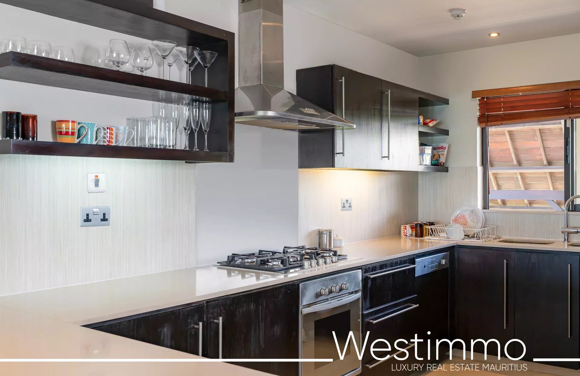 BEAU CHAMP – Appartement de 164m² avec piscine privée et 2 chambres
