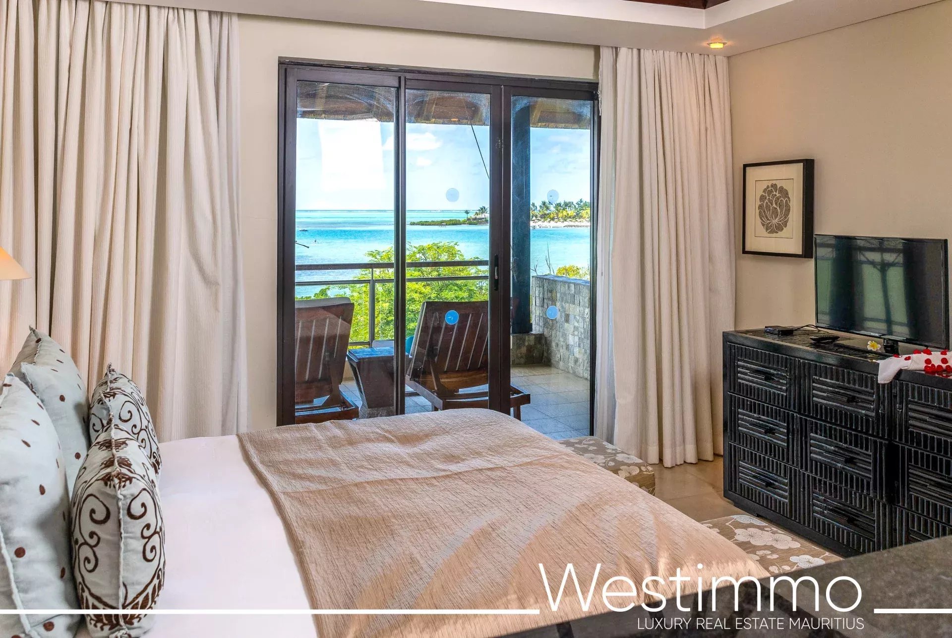 BEAU CHAMP – Appartement de 164m² avec piscine privée et 2 chambres
