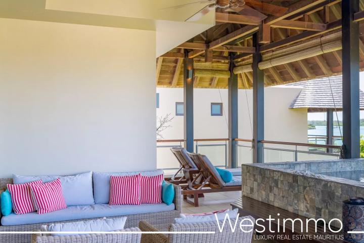 BEAU CHAMP – Appartement de 164m² avec piscine privée et 2 chambres à vendre