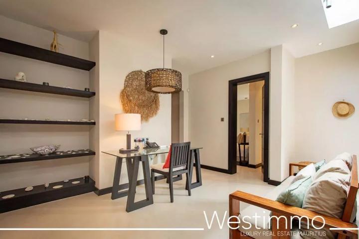 Villa de 415 m² avec vue sur le lagon à vendre à Beau Champ