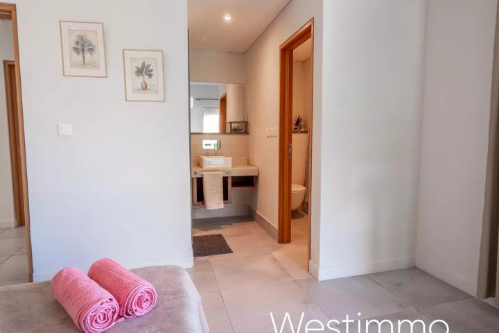 Penthouse 3 chambres avec ponton à La Balise Marina à vendre à Rivière Noire