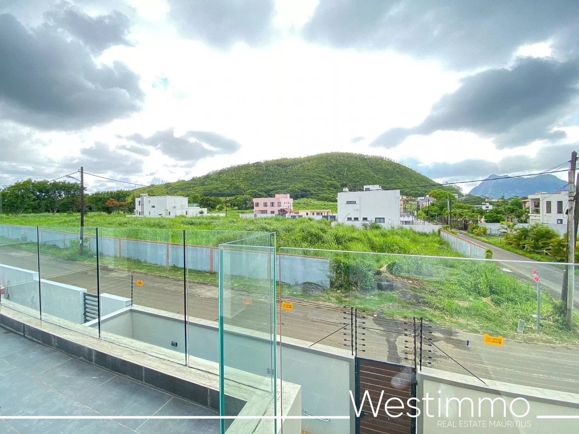 Sodnac – Maison moderne meublée à louer à Sodnac avec piscine et rooftop