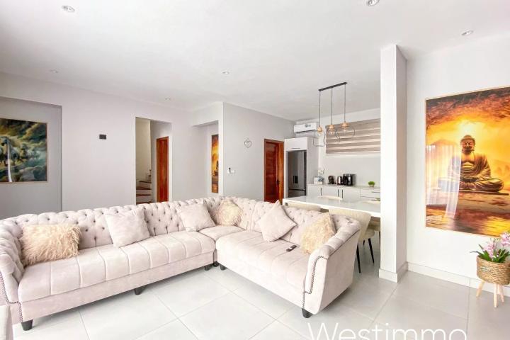 Sodnac – Maison moderne meublée à louer à Sodnac avec piscine et rooftop à Quatre Bornes