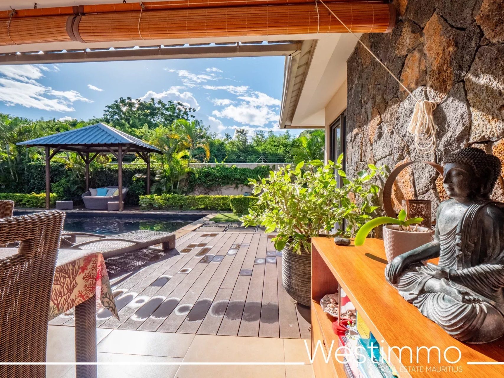 Villa de plain-pied 5 chambres avec vue sur le Rempart à vendre à Cascavelle