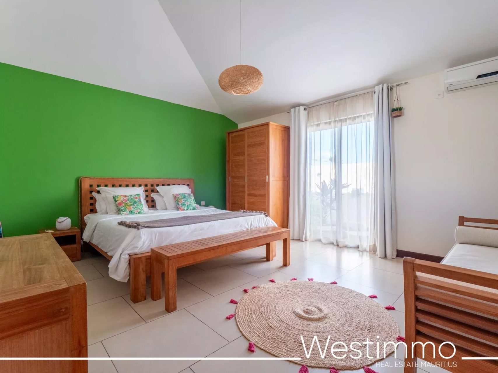 Villa de plain-pied 5 chambres avec vue sur le Rempart à vendre à Cascavelle