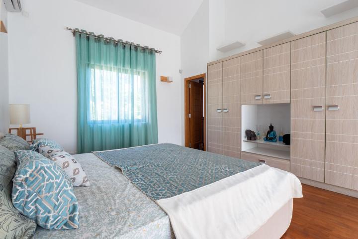 Villa 3 chambres en suite , piscine et jacuzzi à vendre à Tamarin