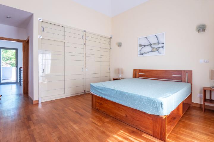 Villa 3 chambres en suite , piscine et jacuzzi à vendre à Tamarin