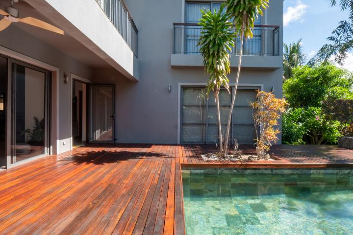 Villa 3 chambres en suite , piscine et jacuzzi à vendre à Tamarin
