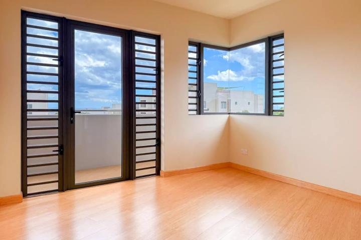 3-bedroom apartment with private rooftop and sea view in Flic en Flac