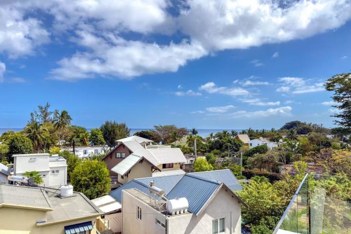 TAMARIN – Penthouse à vendre avec 3 chambres et grande surface de 333 m²