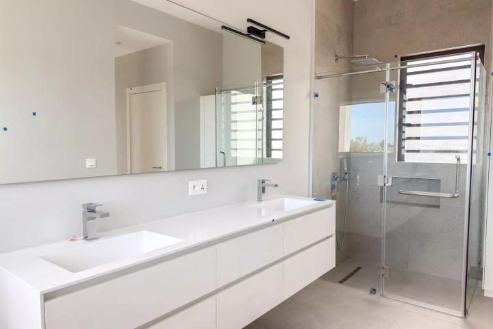TAMARIN – Penthouse à vendre avec 3 chambres et grande surface de 333 m²