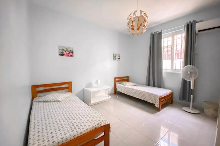 PEREYBERE - seasonal rental, 3-bedroom ground-floor villa apartment
