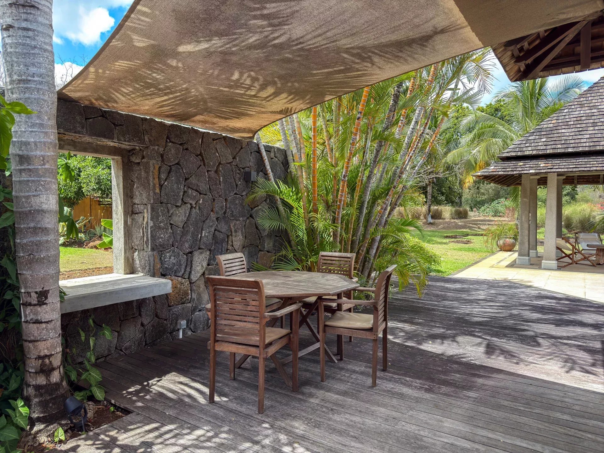 Villa à vendre à Tamarin avec piscine privée sur terrain de 4 000 m²