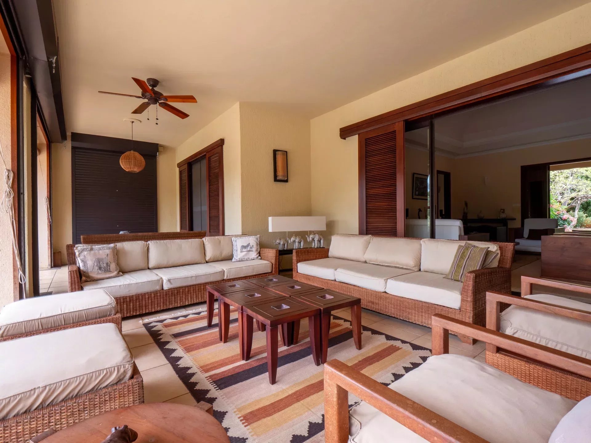 Villa à vendre à Tamarin avec piscine privée sur terrain de 4 000 m²