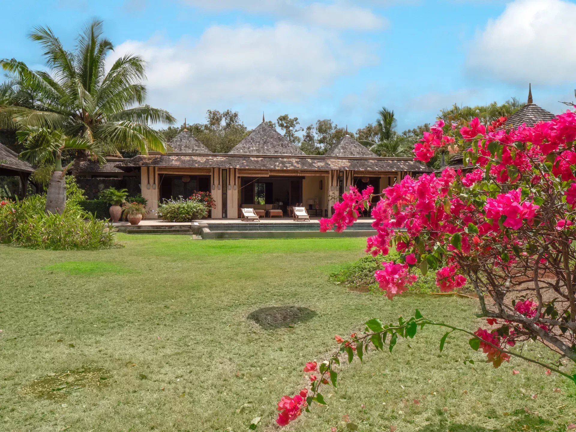 Villa à vendre à Tamarin avec piscine privée sur terrain de 4 000 m²