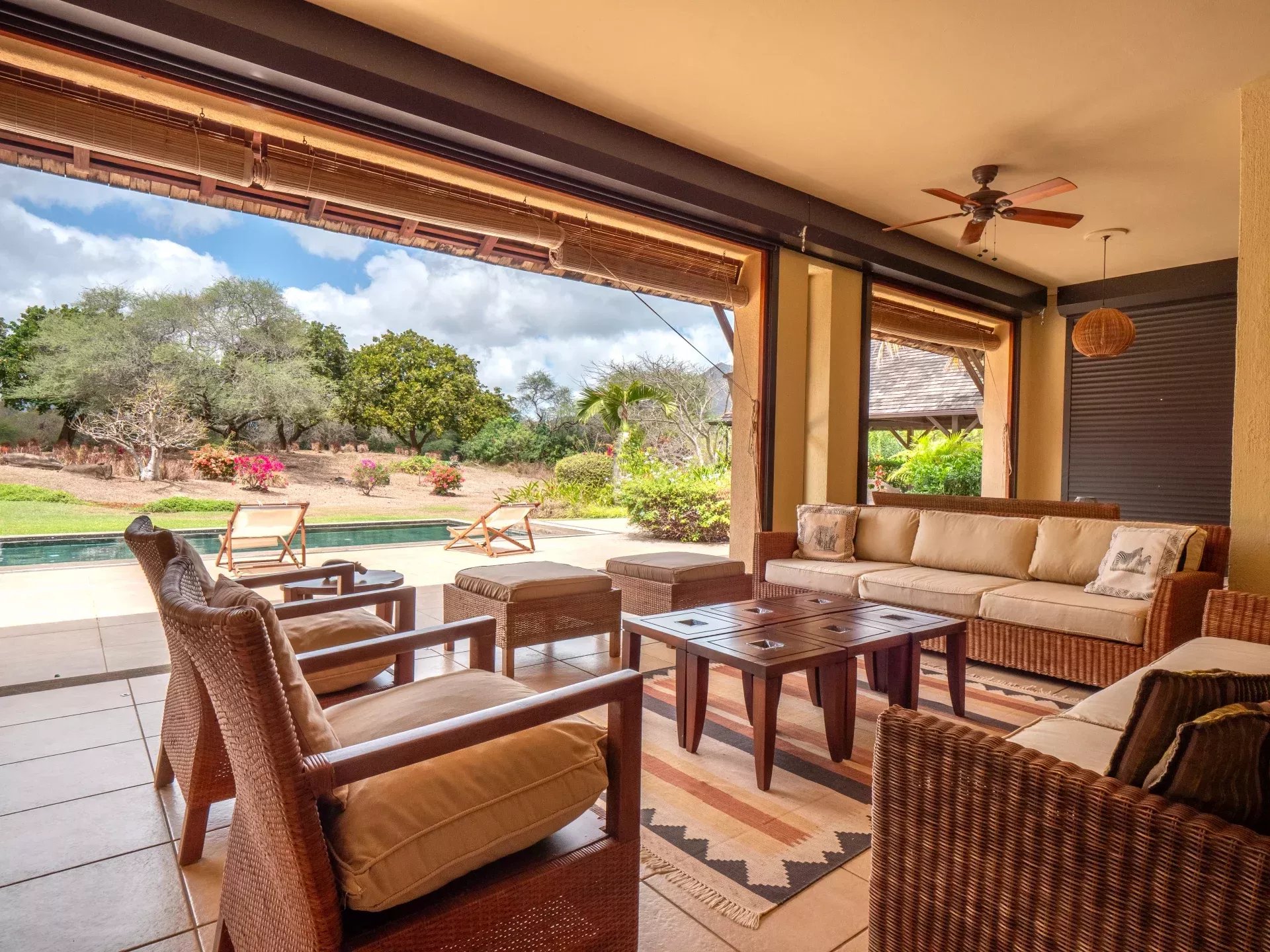 Villa à vendre à Tamarin avec piscine privée sur terrain de 4 000 m²