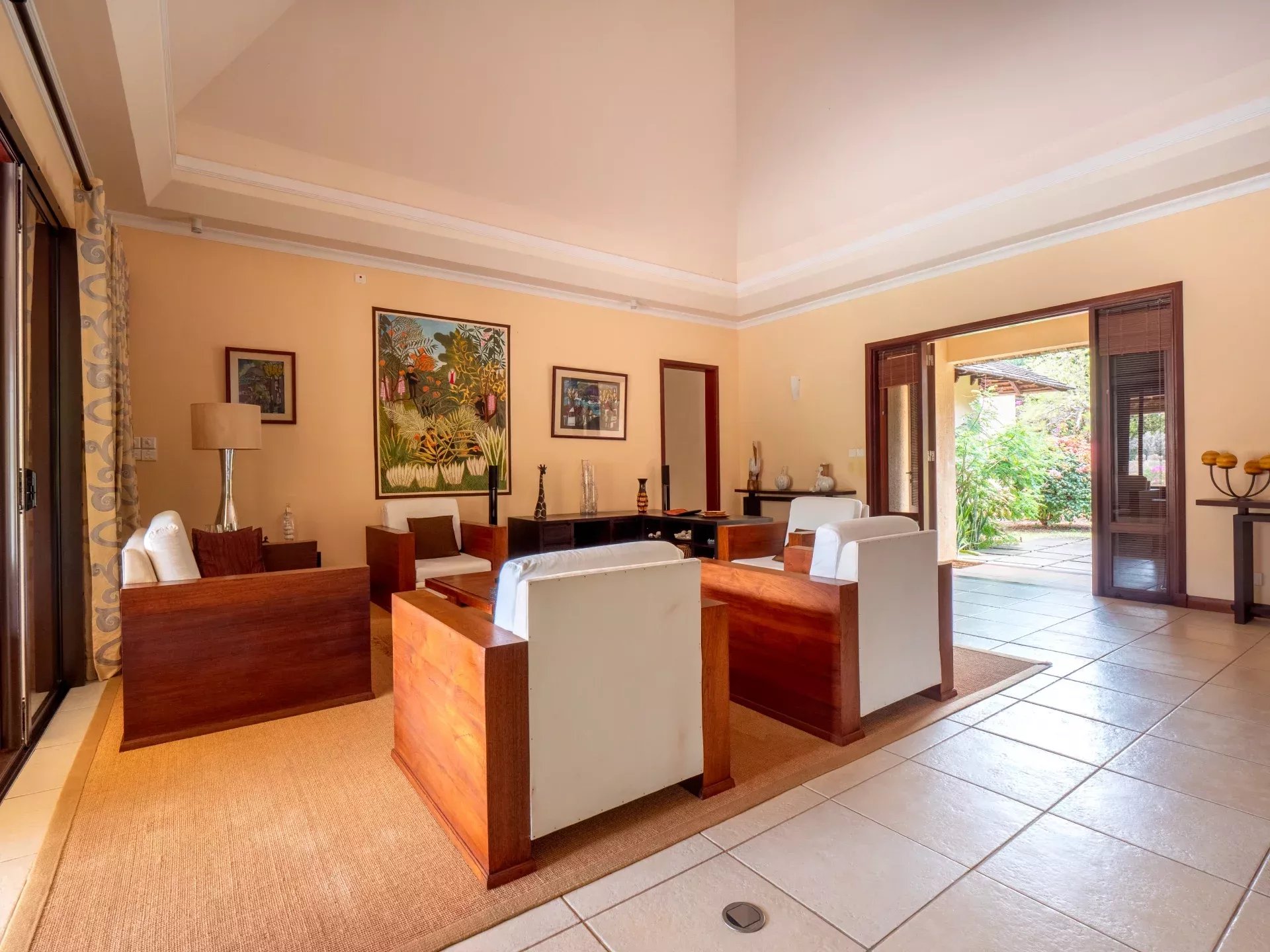 Villa à vendre à Tamarin avec piscine privée sur terrain de 4 000 m²