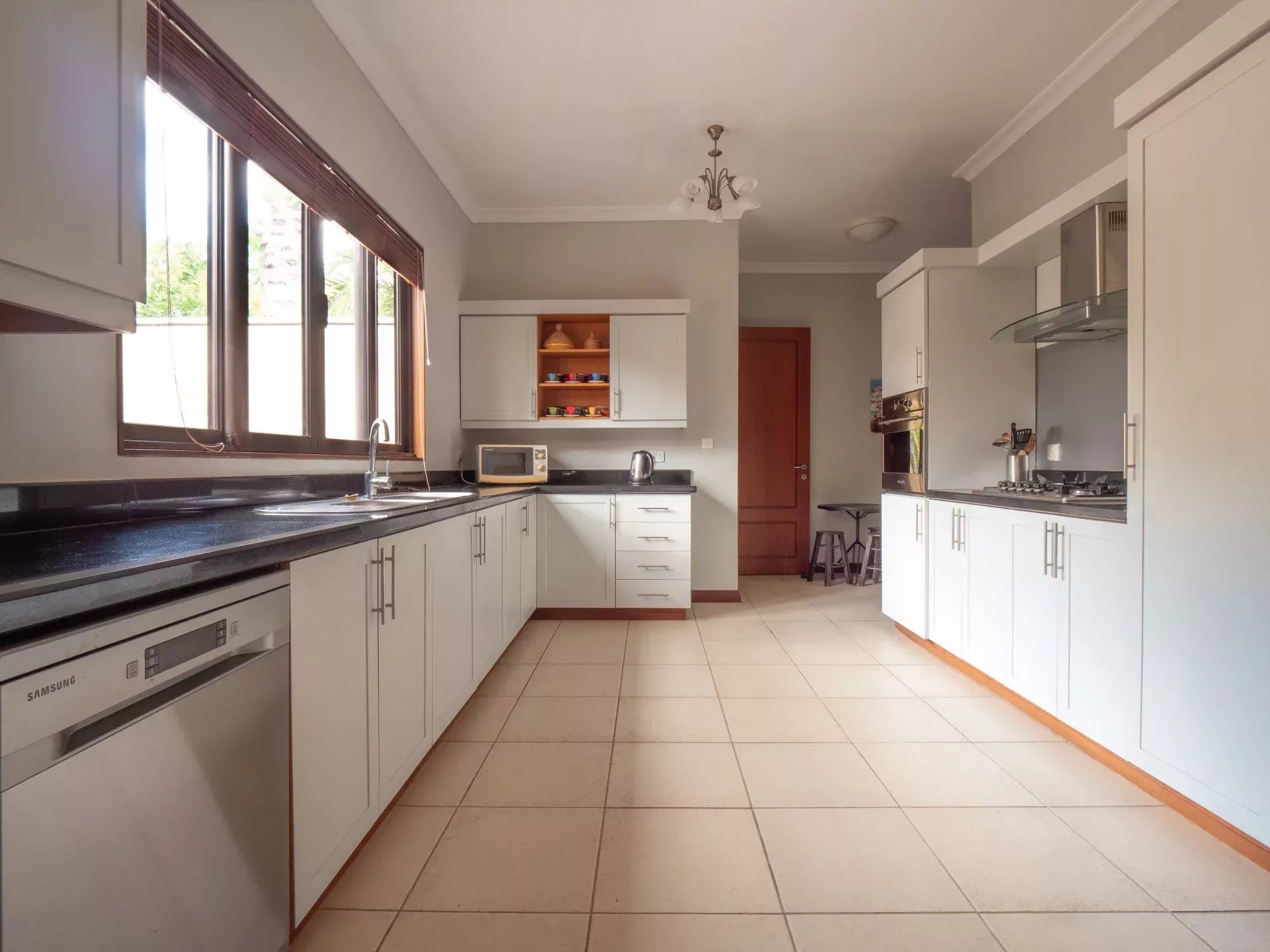Villa à vendre à Tamarin avec piscine privée sur terrain de 4 000 m²