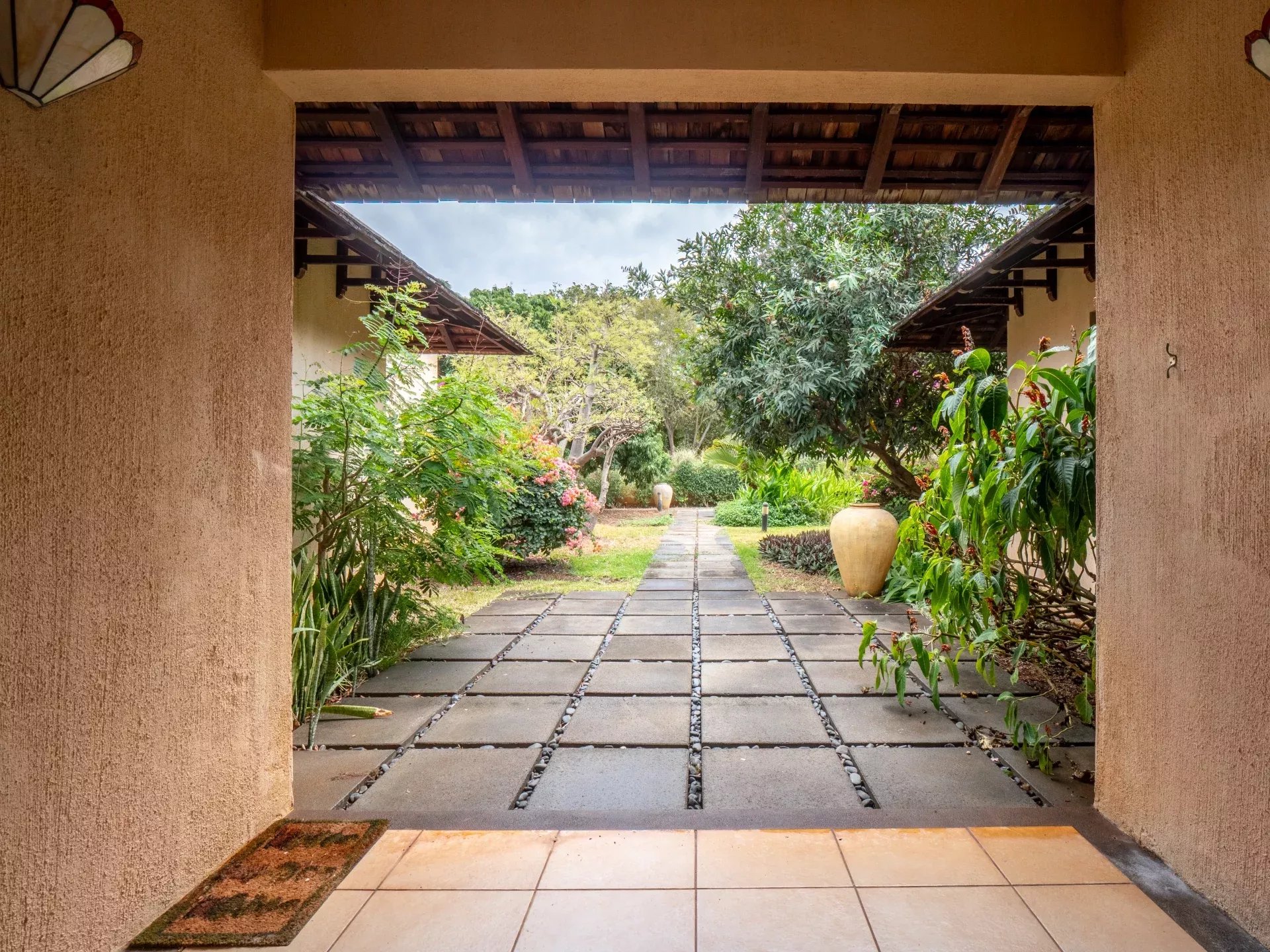 Villa à vendre à Tamarin avec piscine privée sur terrain de 4 000 m²