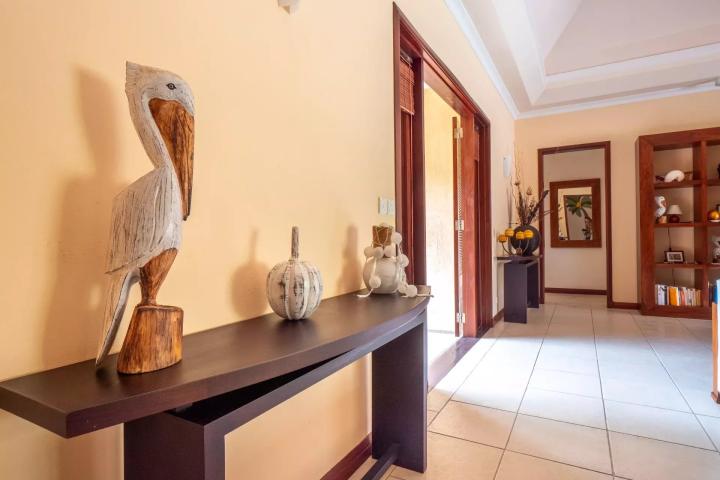 Вилла в Tamarin с частным бассейном на участке 4 000 м²