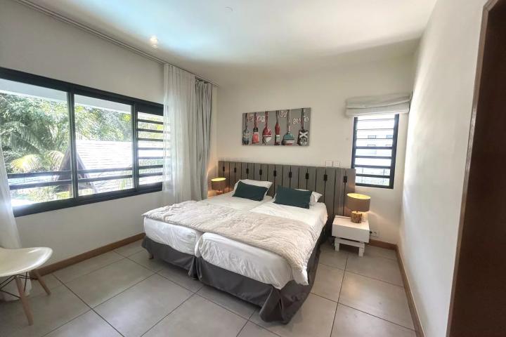 Villa premium à vendre avec jardin tropical et architecture contemporaine à Tamarin