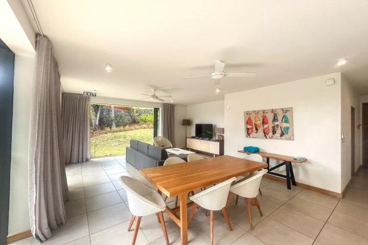 TAMARIN - 3-bedroom villa with private pool on 482 sq m plot