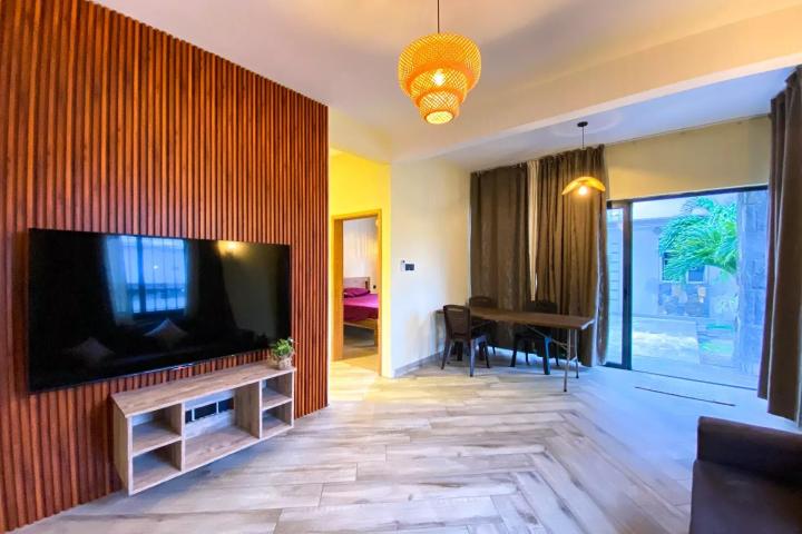 Trou aux Biches - new ground-floor 2-bedroom apartment with pool