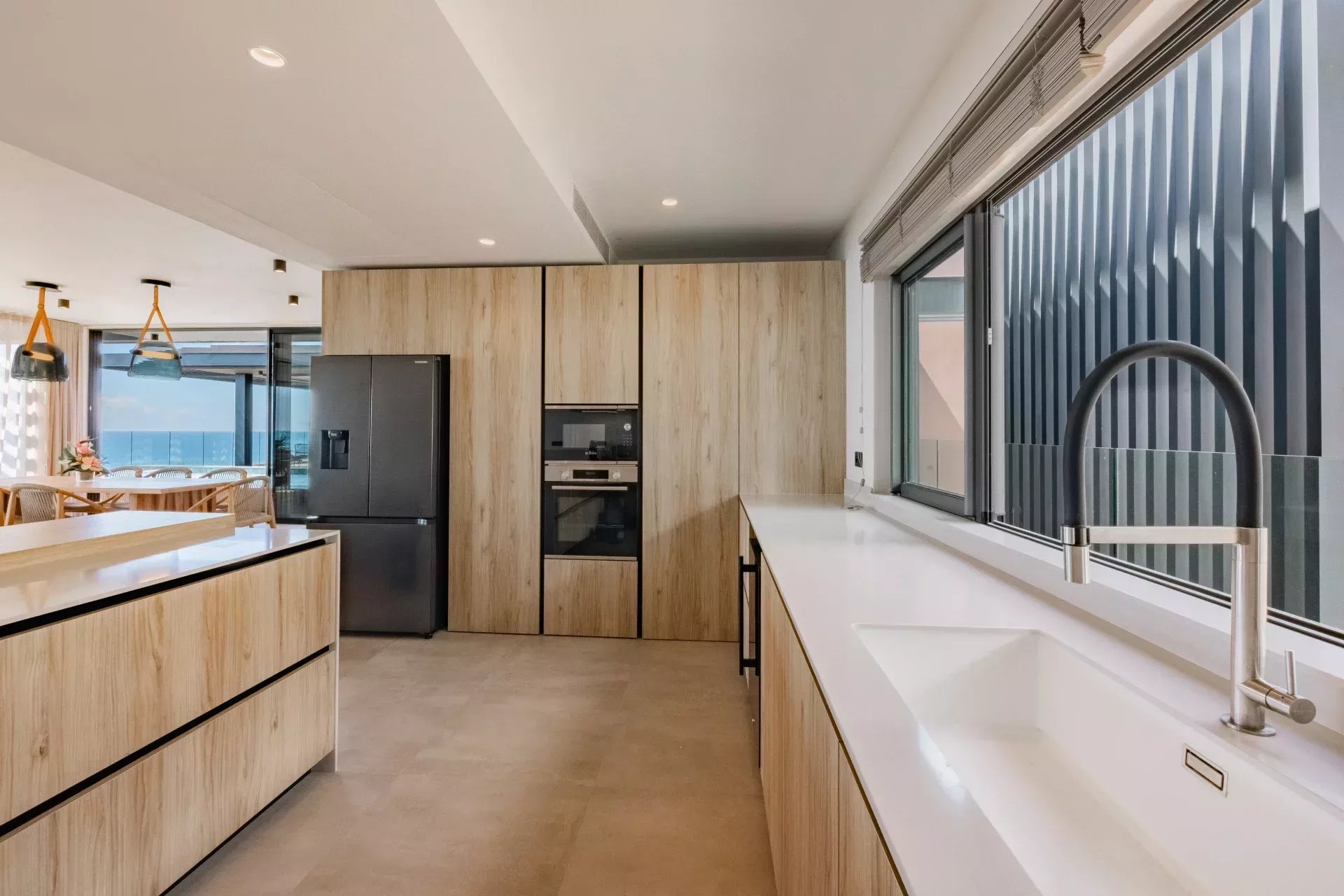 Penthouse à vendre à Rivière Noire avec 4 chambres et piscine privée de 500m²
