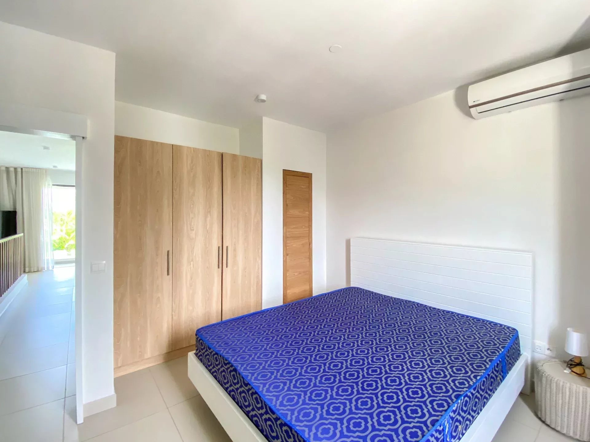 GRAND GAUBE - magnificent modern duplex by the Barachois